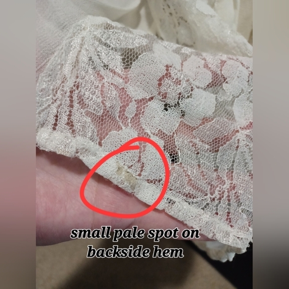 An Elegant Vintage Lace Trimmed Handmade Slip Wedding Dress - Picture 12 of 16